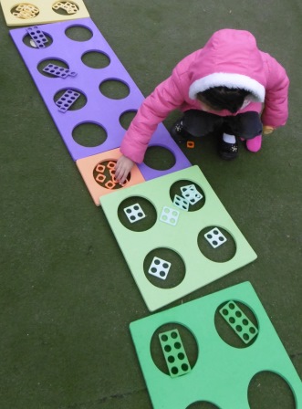 playing with numbers numicon